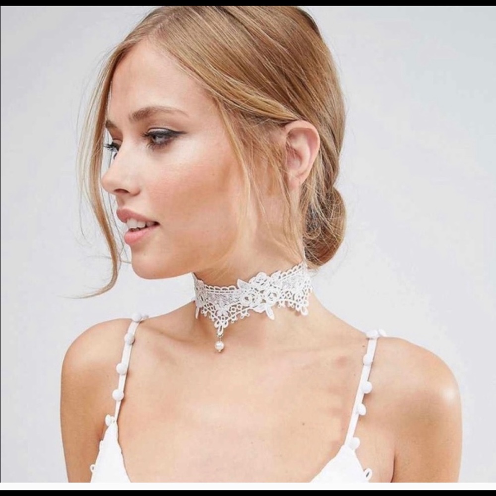 Brand new gorgeous choker - Picture 2 of 7
